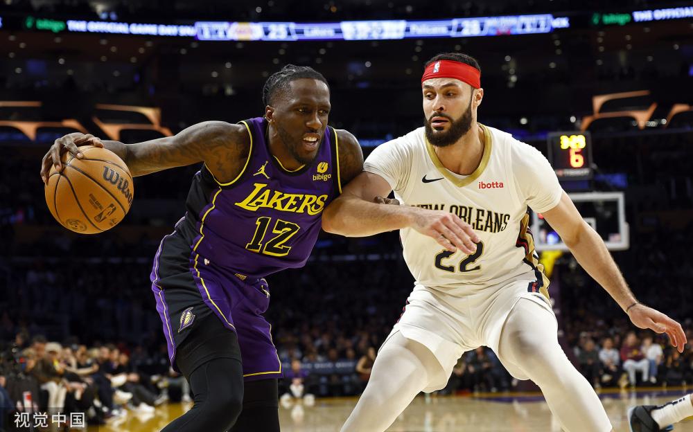 背靠背夺冠 背靠背夺冠