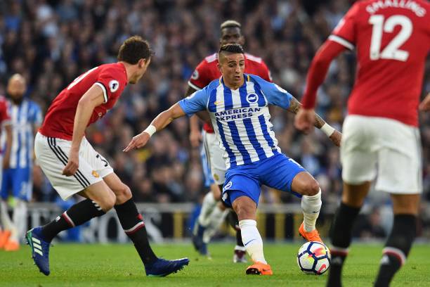 国足在吸引 国足在吸引