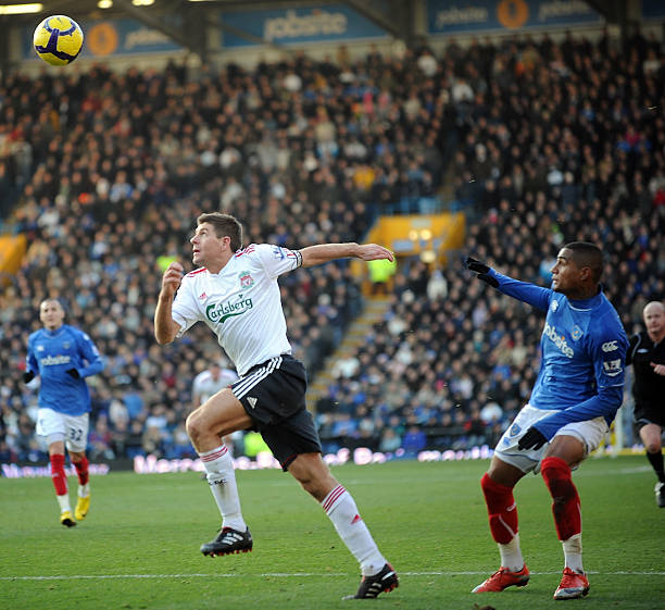 中国男足并 中国男足并