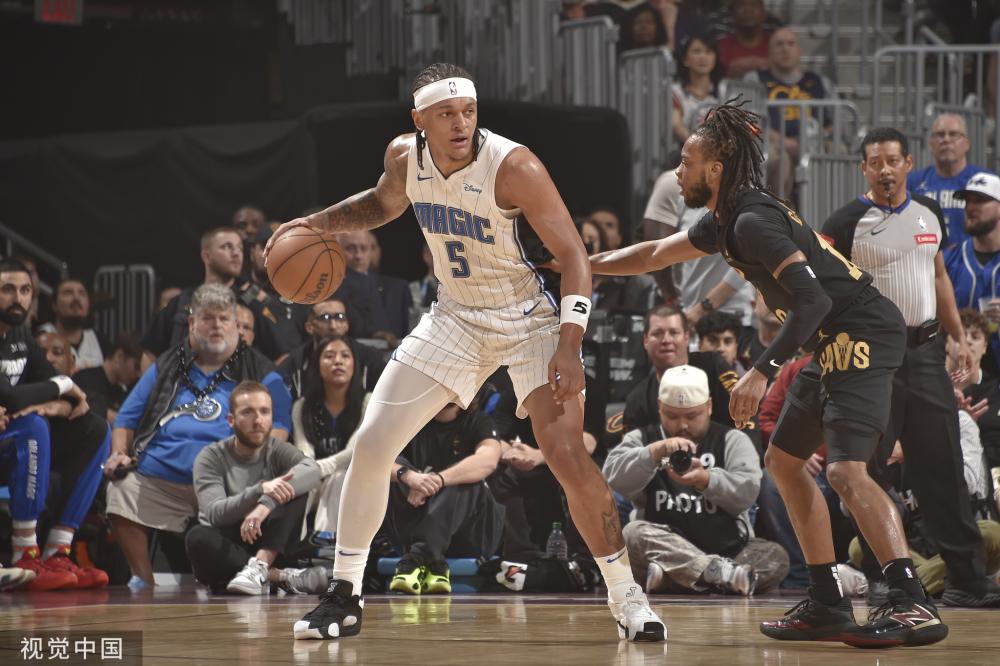 中锋的外线 中锋的外线